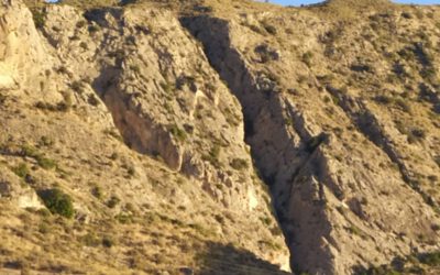 Descubre una trepada espectacular. La Raya del Búho.